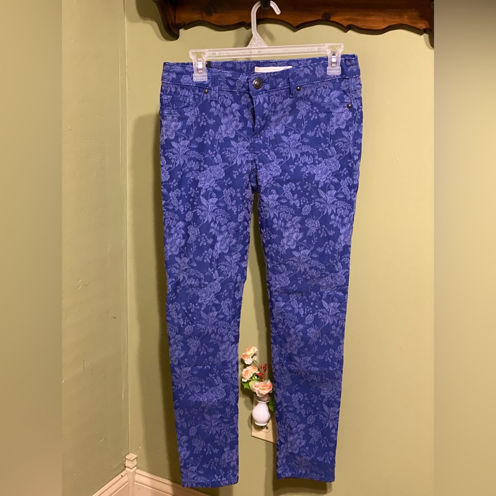 LC Lauren Conrad Iridescent Flower Pants Blue/Purple Women’s Size 6